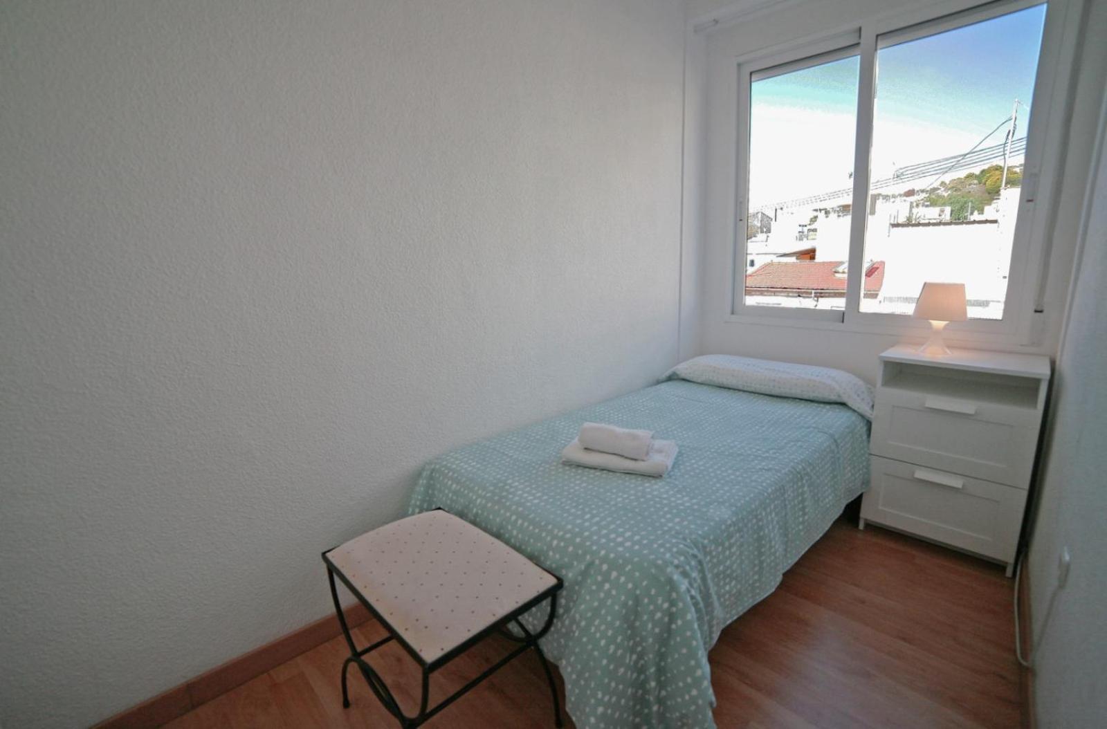 Apartamentos Bahia อาลิกันเต ภายนอก รูปภาพ