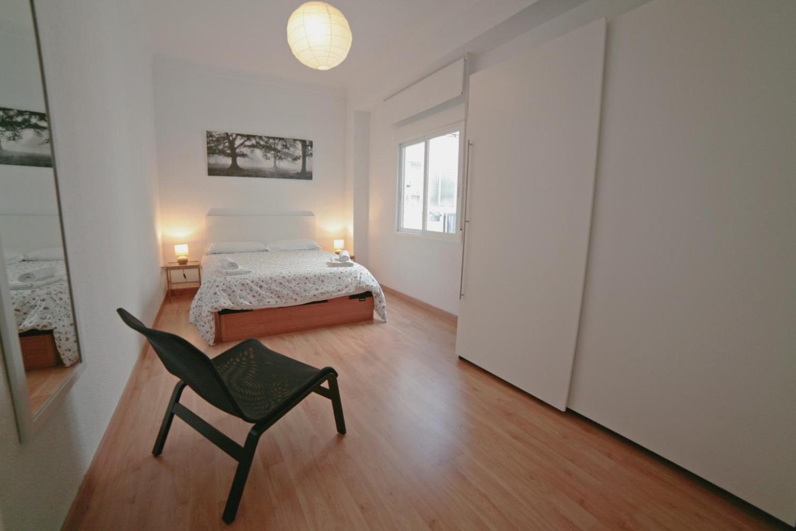 Apartamentos Bahia อาลิกันเต ภายนอก รูปภาพ