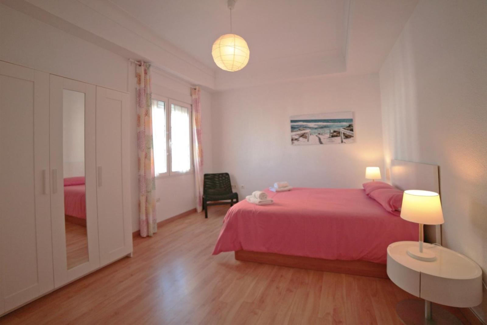 Apartamentos Bahia อาลิกันเต ภายนอก รูปภาพ