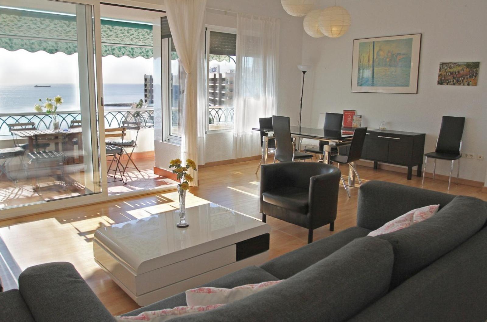 Apartamentos Bahia อาลิกันเต ภายนอก รูปภาพ