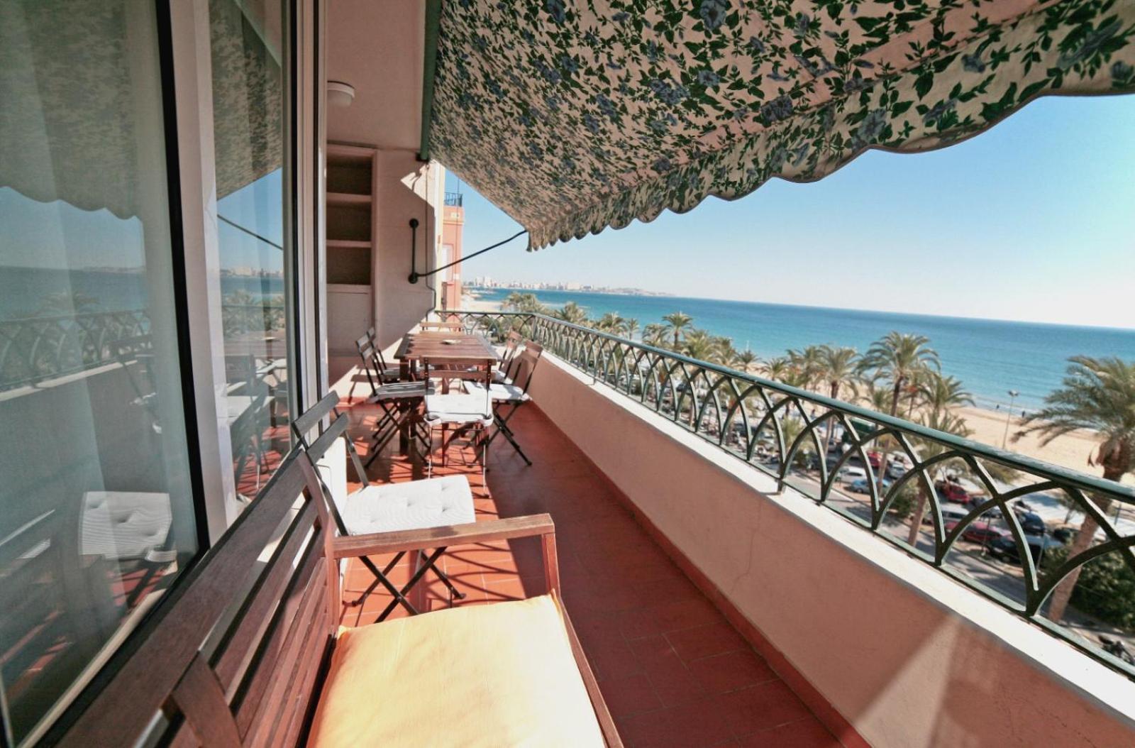 Apartamentos Bahia อาลิกันเต ภายนอก รูปภาพ