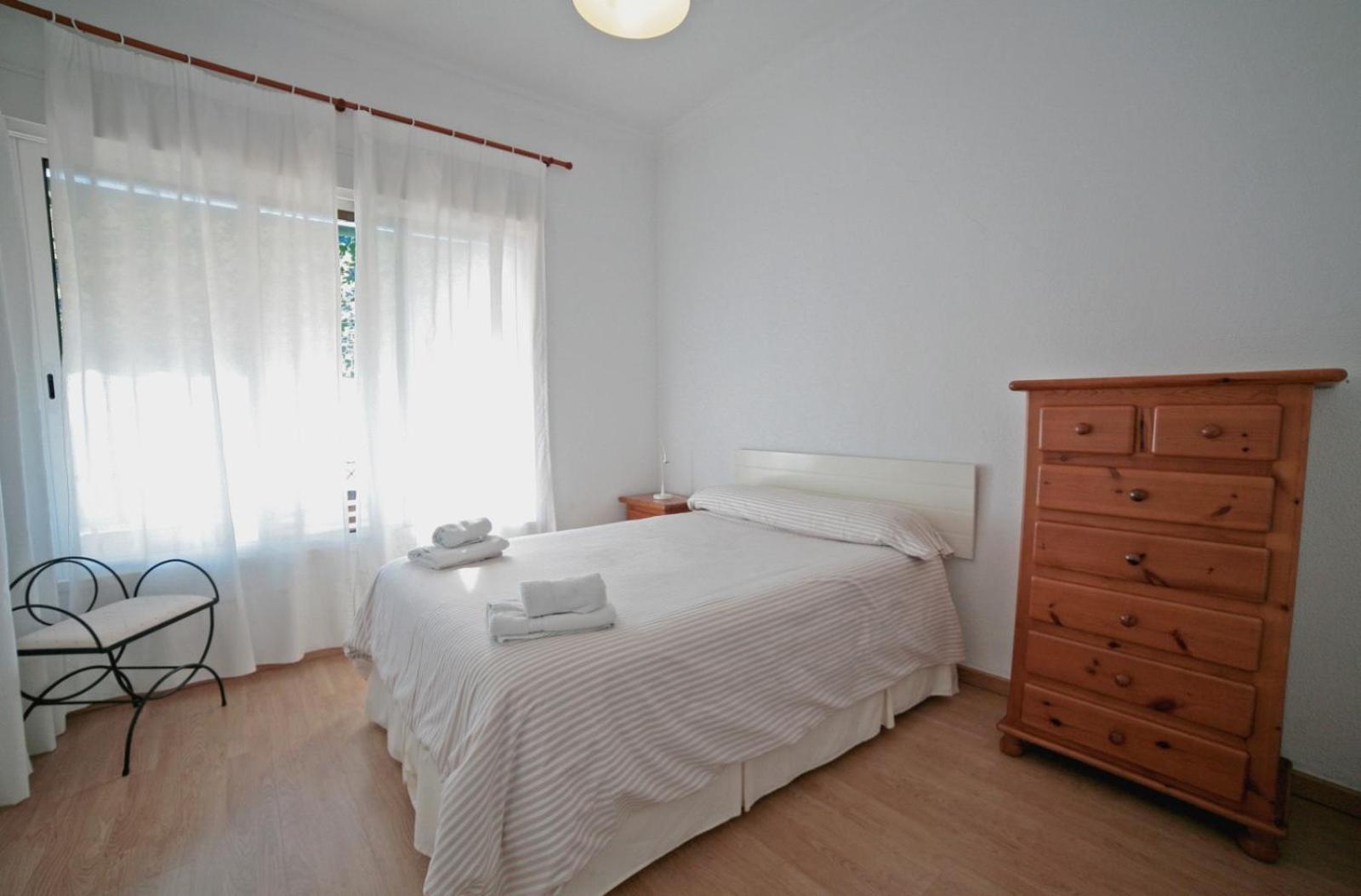 Apartamentos Bahia อาลิกันเต ภายนอก รูปภาพ