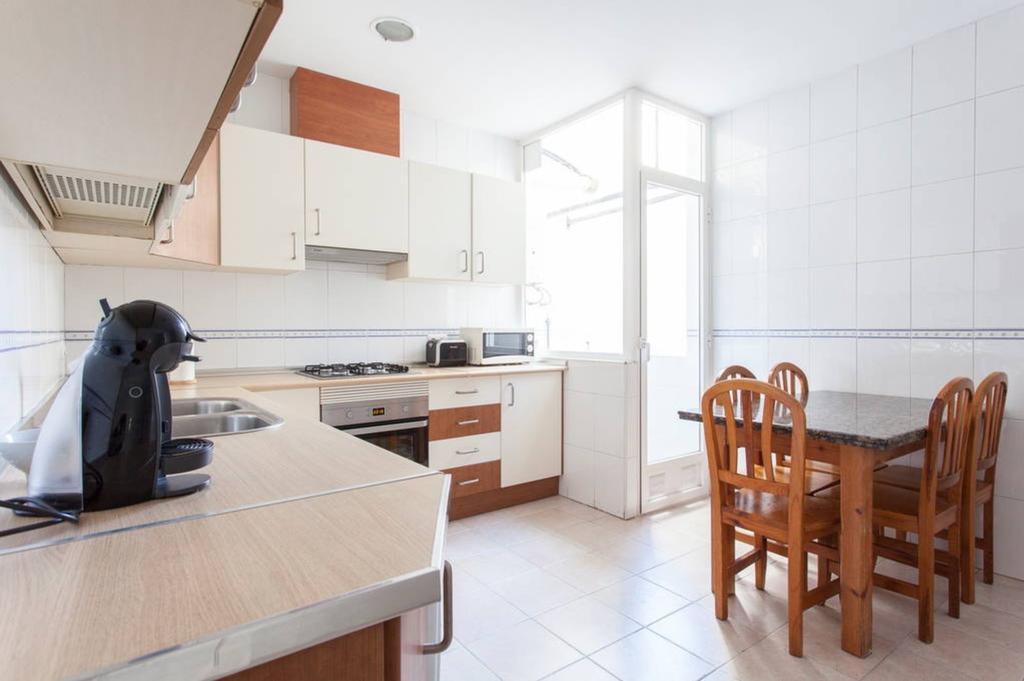 Apartamentos Bahia อาลิกันเต ภายนอก รูปภาพ